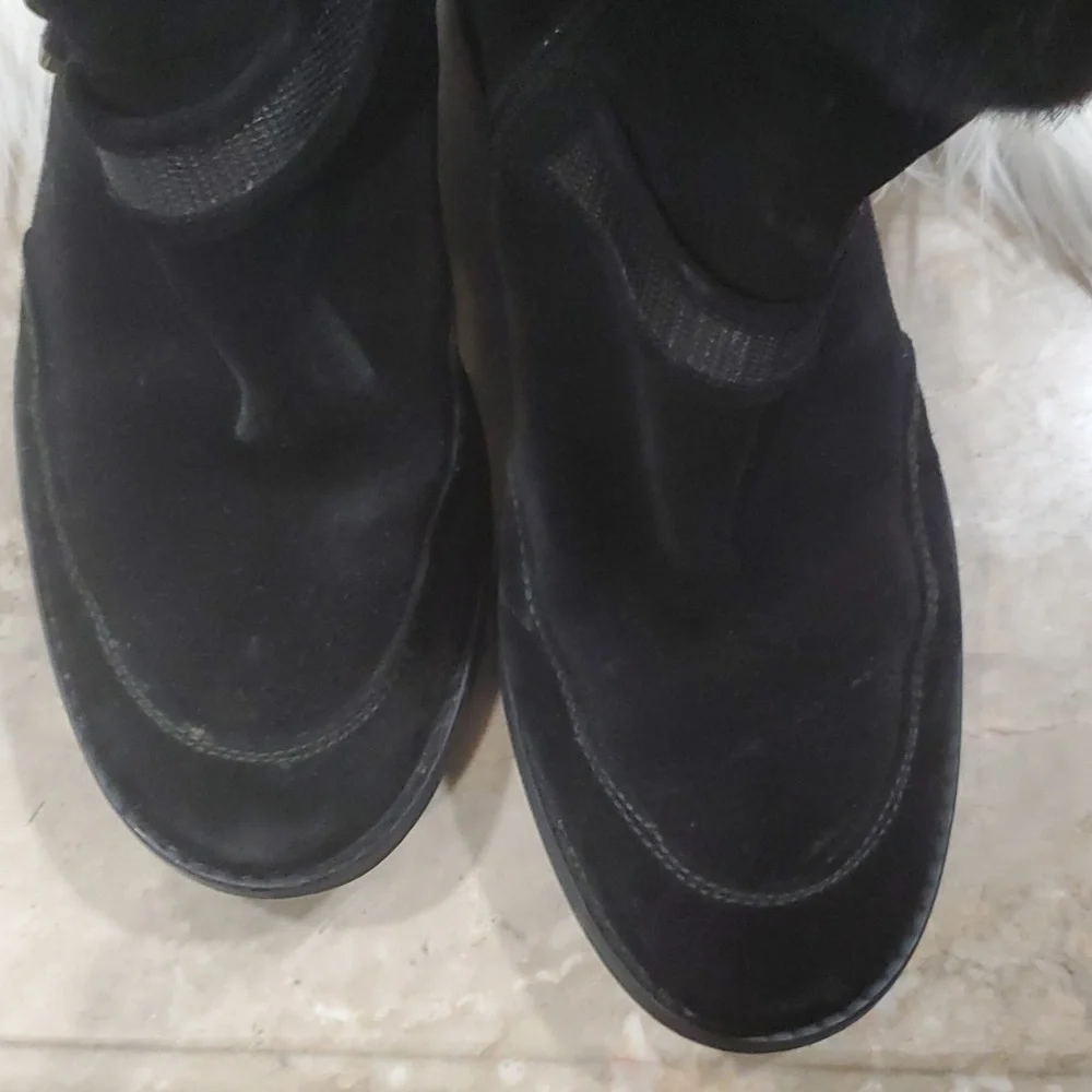 Stuart Weitzman  black suede boots size 8.5